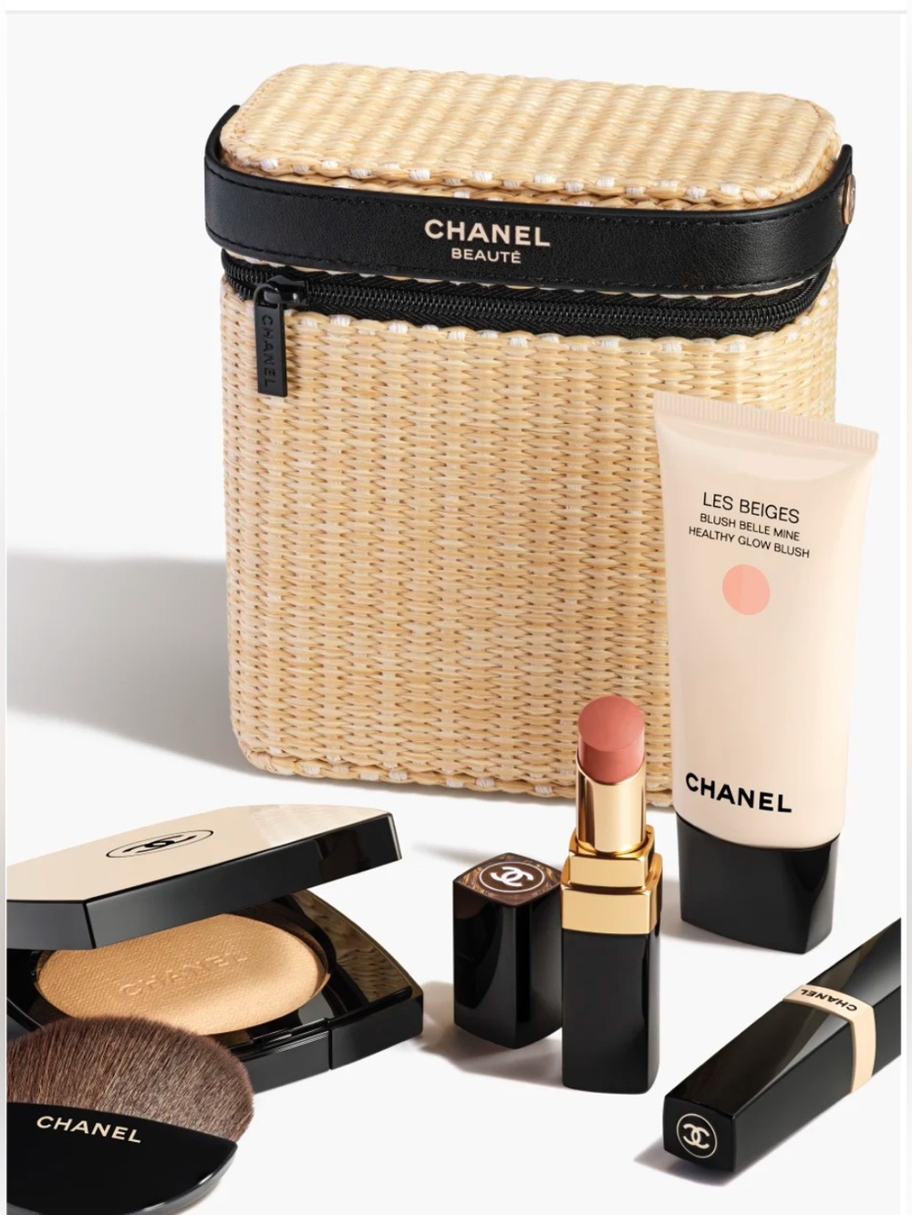 CHANEL Les Beiges Cream Blush & Lip Duo in Soft Pink with Wicker Case